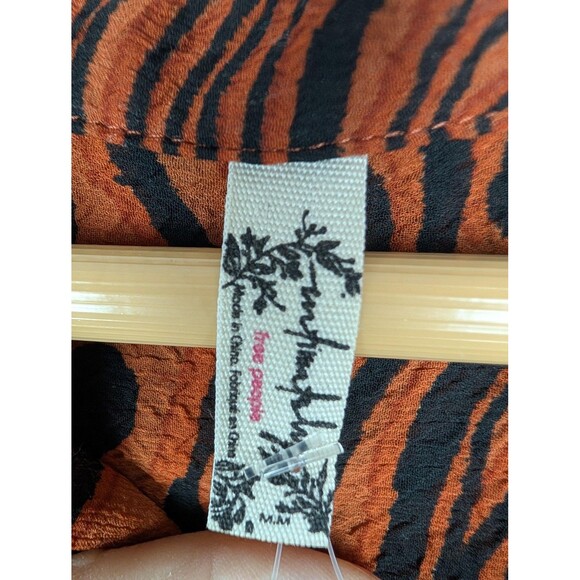 Free People Blouse Womens Small Sheer Button Front Animal Print Boho‎ Top - Picture 5 of 9